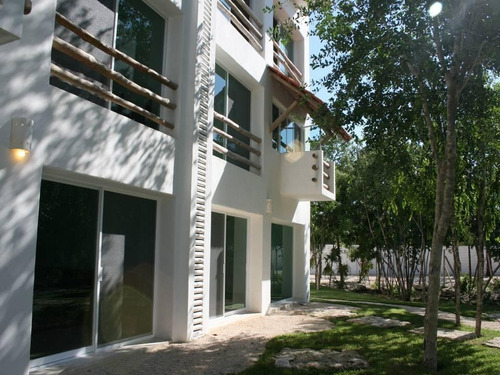 Imagen 2 de 11 de Villa En Lagos Del Sol Cancun