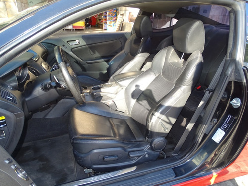 Imagen 11 de 14 de Hyundai Genesis Coupe 3.8 V6 Premium At / Nafta / 2011