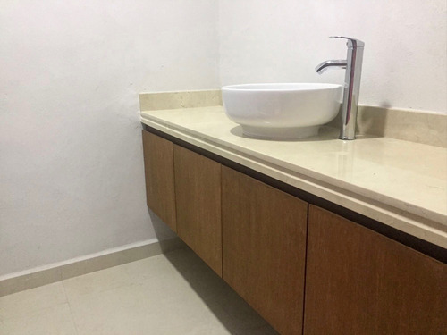 Imagen 8 de 17 de Locales De Uso Comercial En Renta En Colonia México, Sobre A