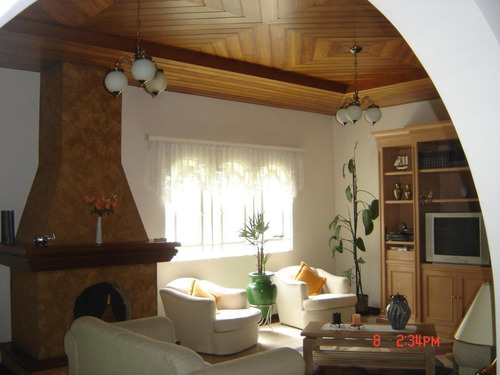 Imagem 1 de 9 de Casa Com 3 Dormitórios À Venda, 340 M² Por R$ 960.000,00 - Piracaia - Piracaia/sp - Ca2489