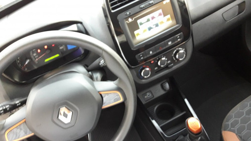Imagem 10 de 10 de Kwid Outsider 1.0 Flex