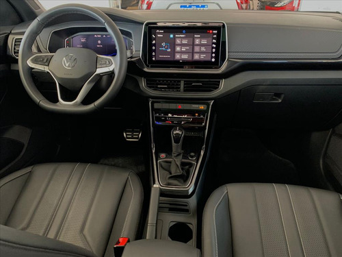Volkswagen T-Cross 1.4 250 TSI TOTAL FLEX HIGHLINE AUTOMÁTICO