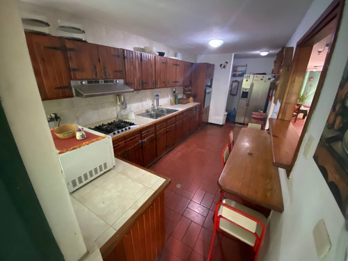 Imagen 9 de 25 de Venta De Casa En Los Chorros, Calle El Rosario, Municipio Secre