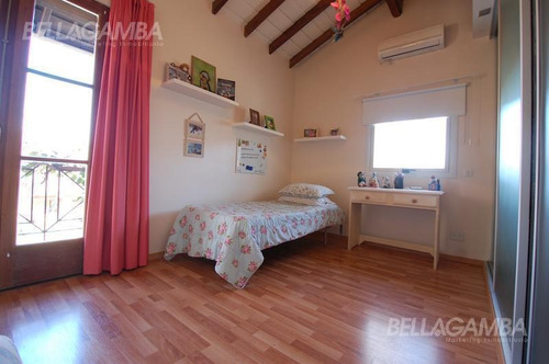 Imagen 20 de 30 de Hermosa Casa En El Corazón De Vicente López