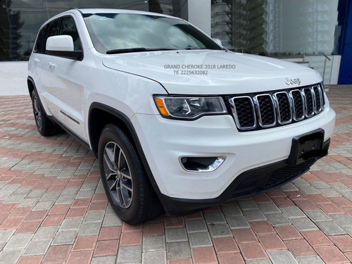 Imagen 2 de 12 de Jeep Grand Cheroke 2018 Laredo V6 Aut Tela Eng $ 103,600