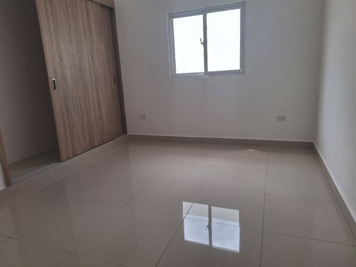 Residencial Cerrado De Aptos Listos Para Entrega En San Isidro De 2 Y 3 Hab Desde Rd$4.700