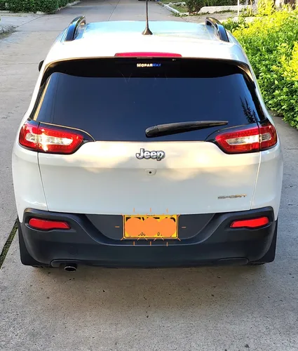 Jeep Cherokee 2.4 SPORTS