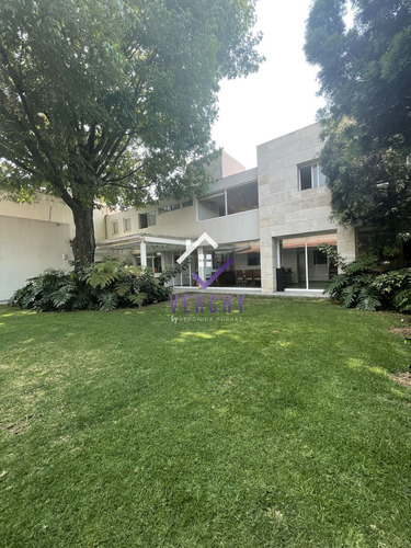 San Ángel, Preciosa Casa En Renta Con Uso De Suelo Para Oficinas