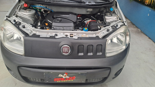 Fiat Uno Uno Vivace 1.0 8V (Flex) 4p