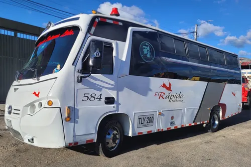 Bus Intermunicipal En Excelente Estado Listo Para Trabajar.