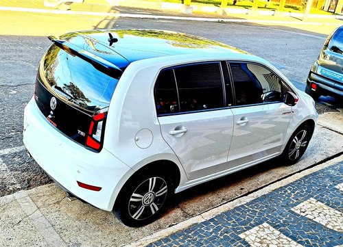 Volkswagen Up! 2018 1.0 Tsi Pepper 5p