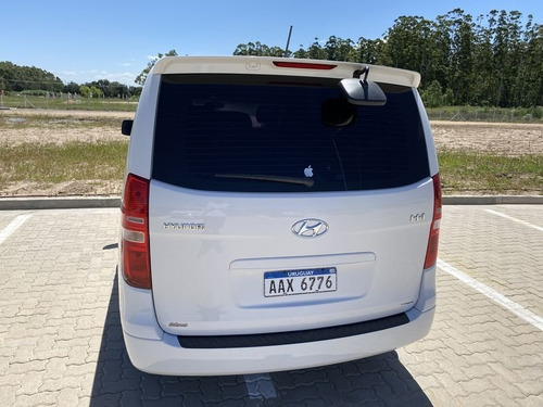Hyundai H-1 Mini Bus 2.4 2017