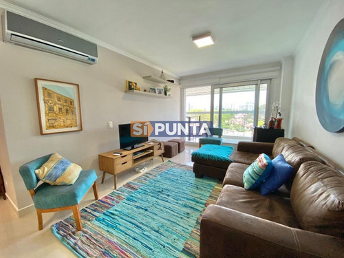 Imagen 6 de 17 de Venta De Apartamento De 2 Dormitorios En Miami Boulevard Punta Del Este