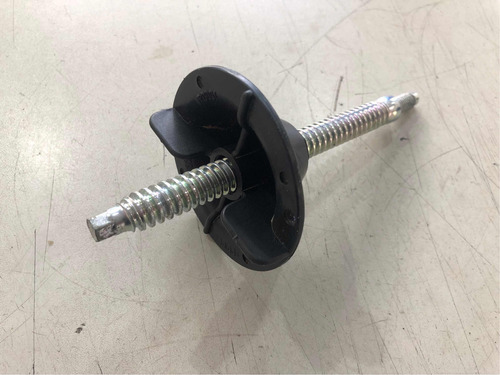Parafuso Do Estepe Onix 1.4 Manual 2019 4932 (Usado)