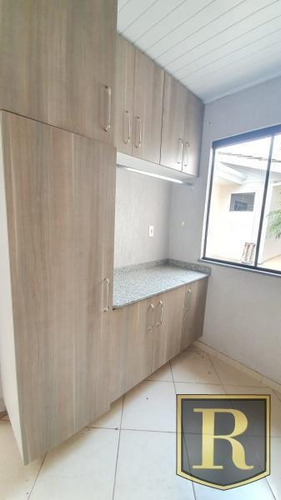 Casa Para Venda Em Guarapuava, Bonsucesso, 3 Dormitórios, 1 Suíte, 2 Banheiros, 6 Vagas - Cs-0032_2-1004250