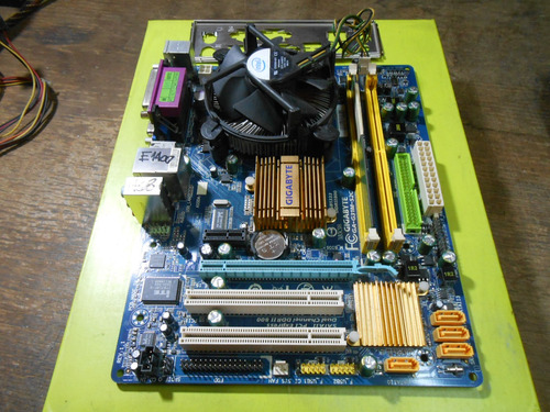 Motherboard Gigabyte Ga-g31m-s2c S775 + Micro +cooler+ Memo 