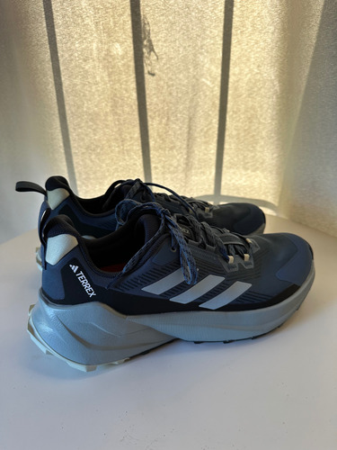 Zapatillas Terrex Adidas De Hombre Usadas (Usado)