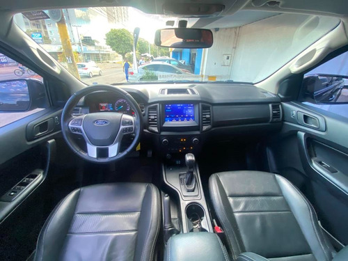 Ford Ranger 2.2 Black Cab. Dupla 4x2 Aut. 4p Automática sequencial