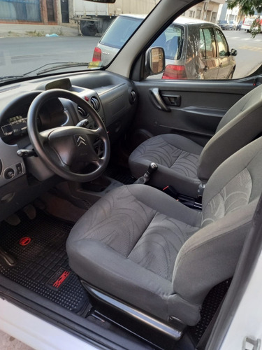 Imagen 7 de 11 de Citroën Berlingo Xtr Hdi 2018 124.000km