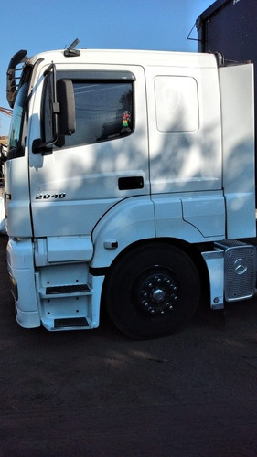 Imagem 5 de 6 de Mercedes Axor 2040