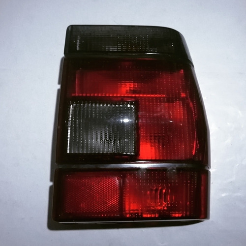Stop Trasero Derecho Fiat Premio Del Año 89 Al 95 (fume)