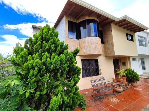 Casas En Venta En San Cristóbal. 