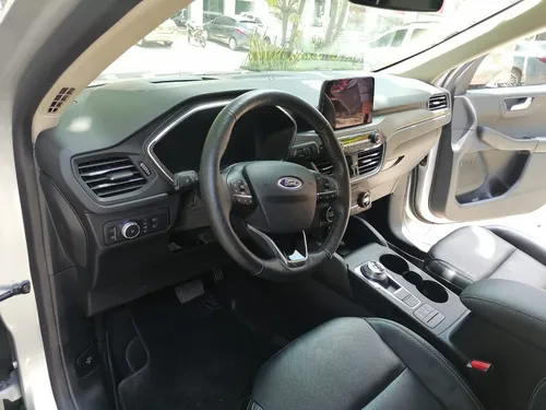 Ford Escape Hybrid Titanium 4x4