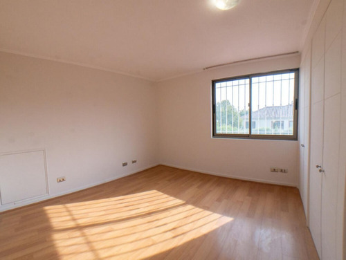 Imagen 12 de 21 de 100% Financiamiento. Casa En San Carlos De Apoquindo
