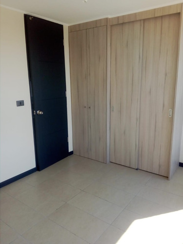 Ref:9631** Depto En Arriendo 1d + 1b + Terraza En Q