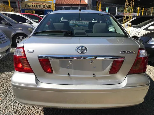 Imagen 2 de 10 de Toyota Premio 1.5 Automática