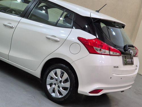 Toyota Yaris 1.5 107cv Xs