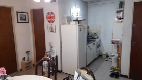 Imagen 8 de 14 de 35/117, Departamento, 1 Dormitorio, Por Escalera, Patio Comun