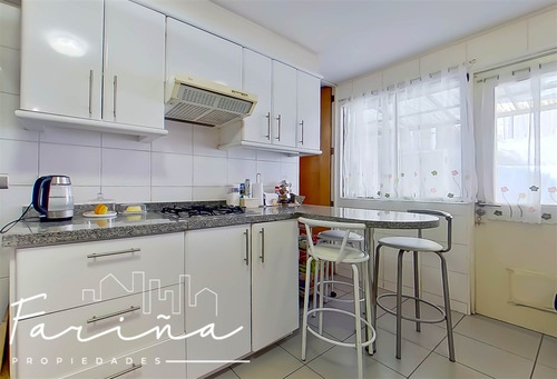 Cómoda Casa En Venta De 3d Y 3b, En Lo Barnechea