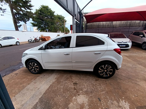 Chevrolet Onix 1.0 MPFI LT 8V FLEX 4P MANUAL