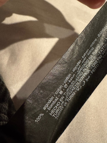 Pantalón Color Negro Zara Talla 32 (Usado)