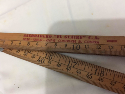 Metro Plegable De Madera... Piezas De Colección!! (Usado)