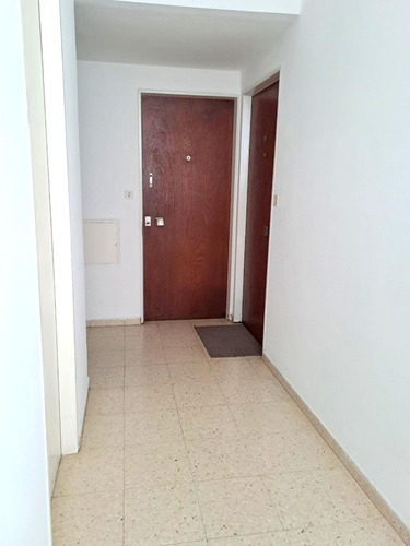 Imagen 18 de 24 de Oportunidad!! Departamento 2 Ambientes Frente A Plaza España Y Las Mejores Playas De La La Perla - Mar Del Plata