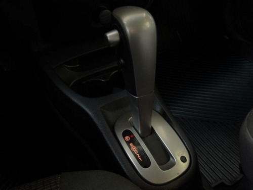 Imagem 7 de 8 de Nissan Livina