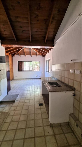 Oportunidad Retasada!! Barrio San Francisco , Calle Tchaicovsky, Parque Udaondo, Del Viso. 3 Dorm