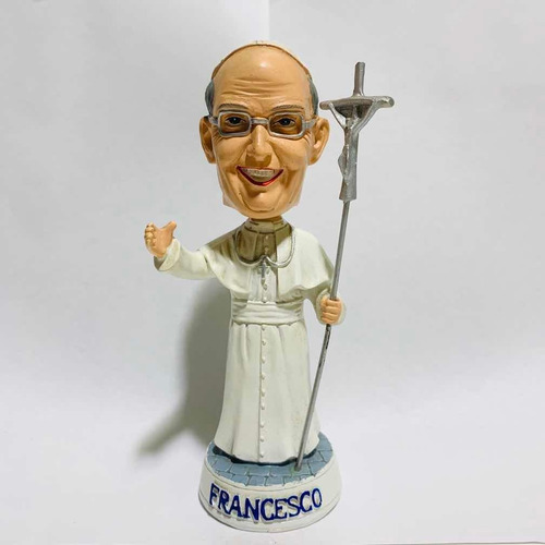 Papa Francisco Bobble Head Tipo Funko