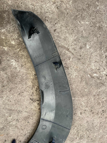 Moldura Guardabarro Trasero Izquierdo Original Renault Kwid