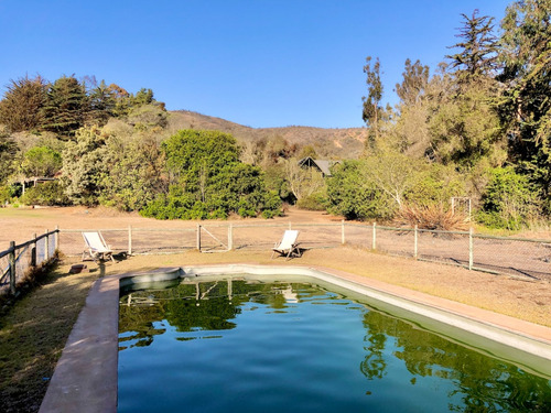 Interesante Propiedad En Venta De 4 Hectáreas En Cachagua