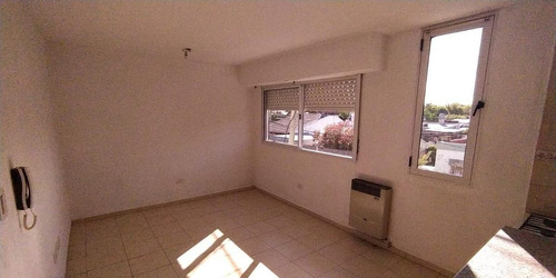 Imagen 11 de 16 de Ph En Venta - 1 Dormitorio 1 Baño 35mts2 - Berisso
