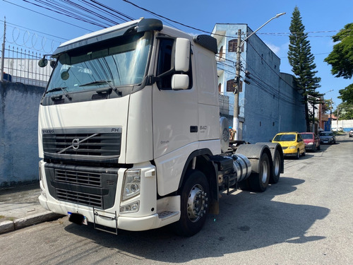 Imagem 3 de 12 de Volvo Fh 540 6x4 I-shift Ano 2014 Caminhão Cavalo Traçado