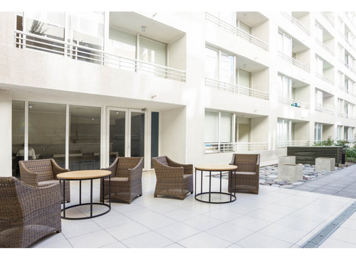 Arriendo Metro Santa Lucia / Carmen / Marin