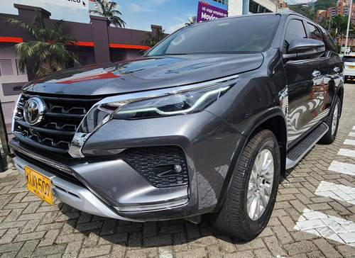 Toyota Fortuner 2.8l