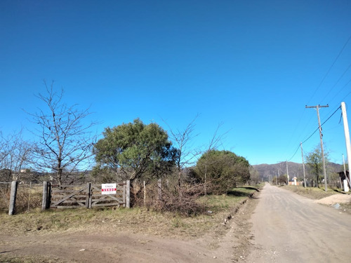 2 Hermosos Terrenos Colindantes De 800m2 En B° Villa Galicia