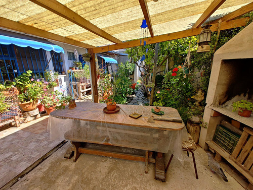 Chalet En Barrio Zacagnini