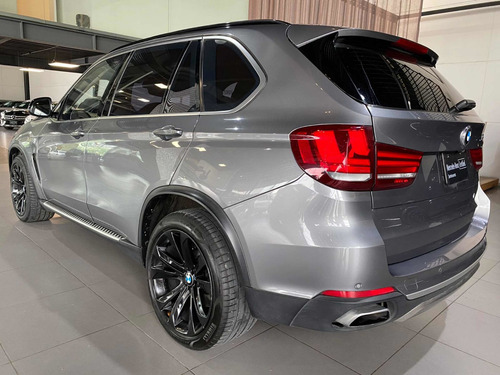 Imagen 8 de 15 de Bmw X5 2016 4.4 X5 Xdrive50ia Excellence