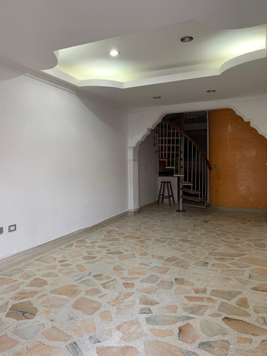 Casa En Venta En Villa Del Rosario. Cod V26734